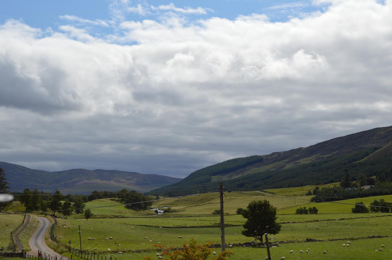 Glen Clova Hotel&Luxury Lodges Millton of Clova Buitenkant foto